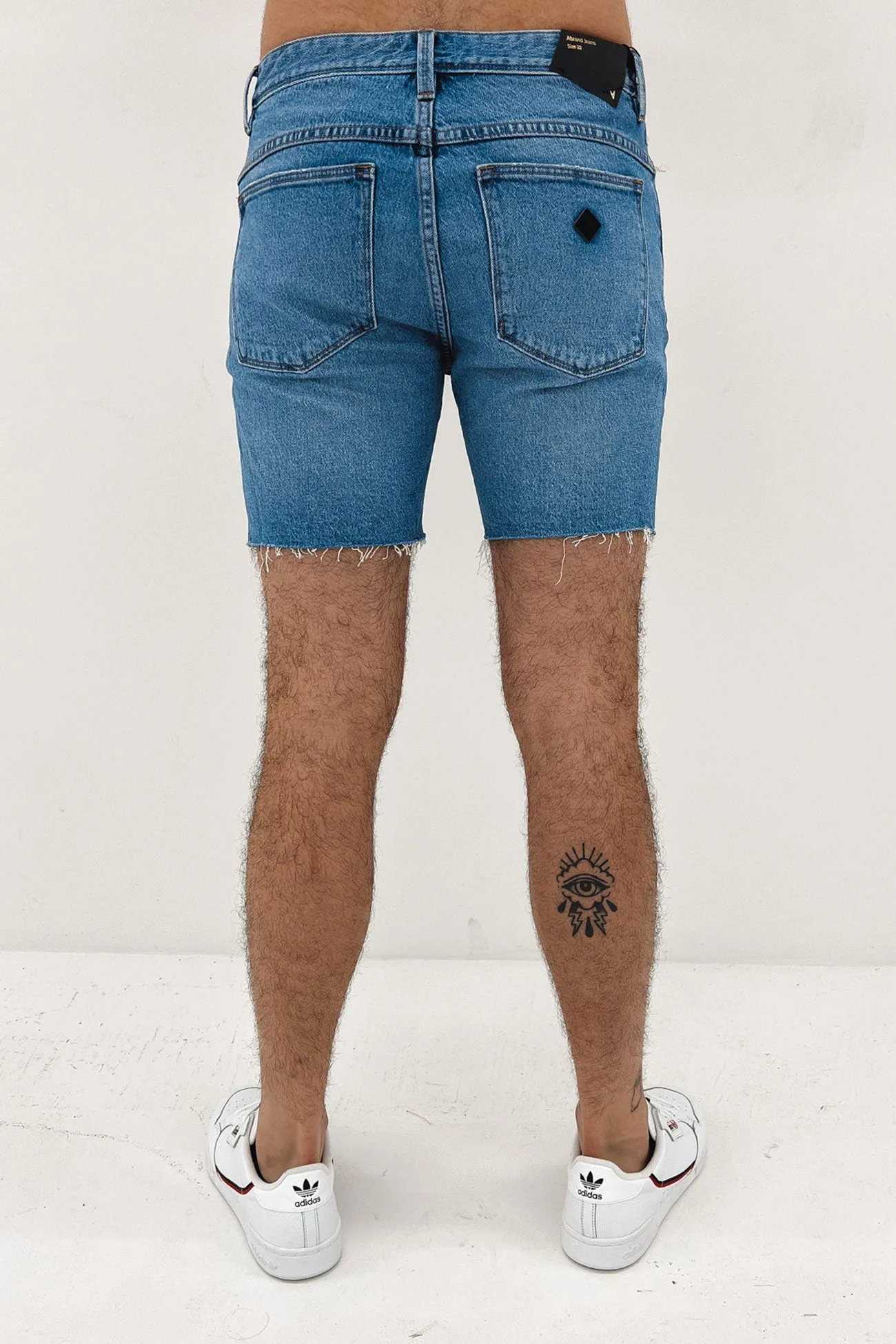 A Cropped Slim Short Paradise Blues