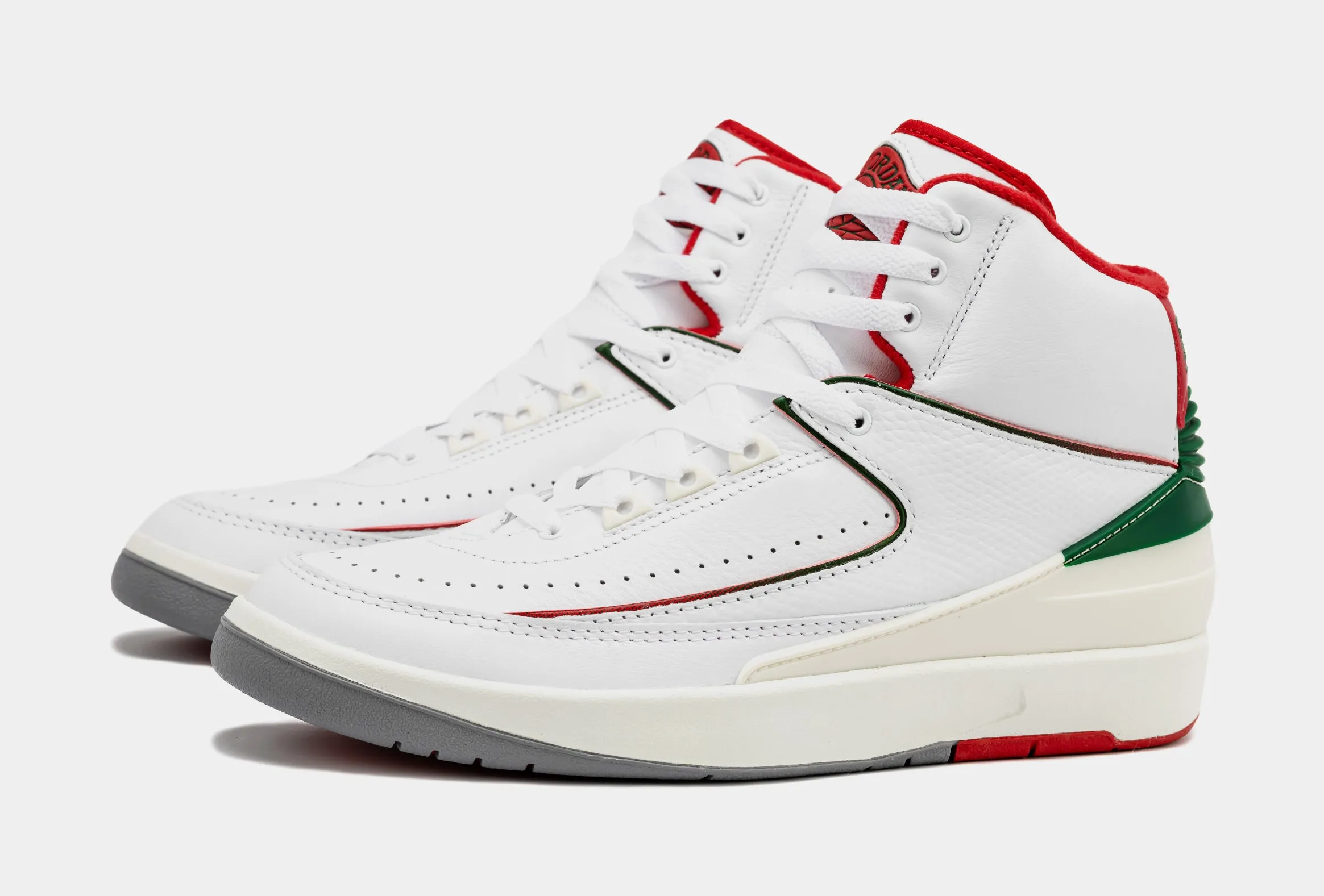 Air Jordan 2 Retro Italy Mens Lifestyle Shoes (White/Fire Red) Free Shipping