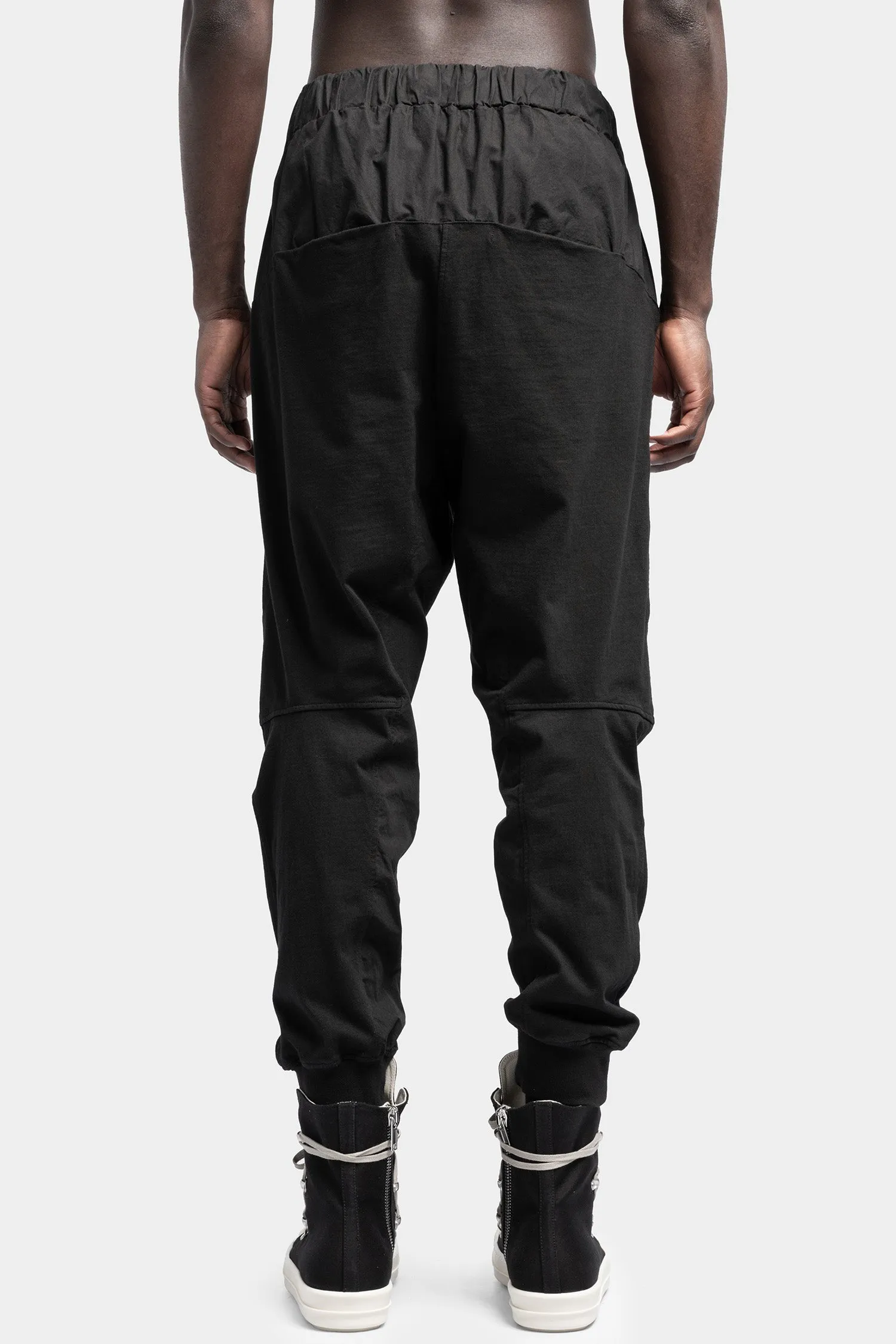 Curved knee contrast sweatpants