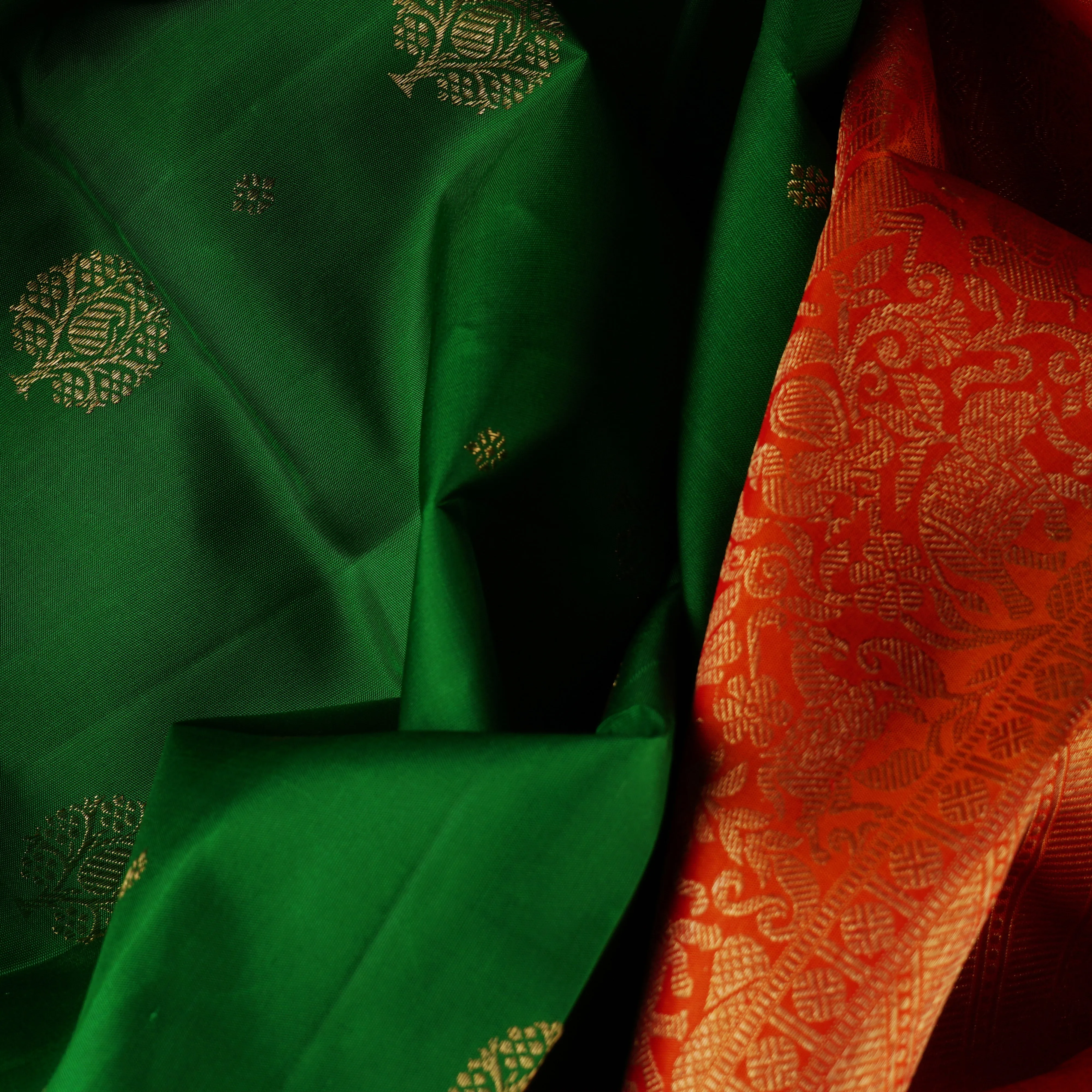 Handwoven Green with Orange Kanjivaram Silk Saree - 1868T005699DSC