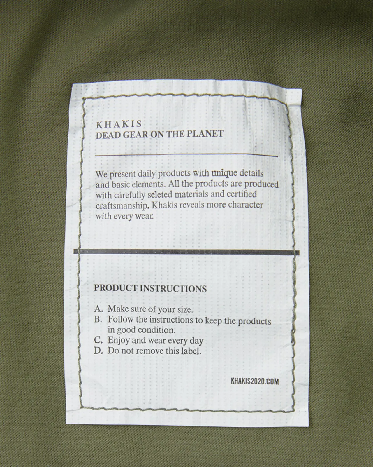 Khakis Exclusive Tee Olive / White