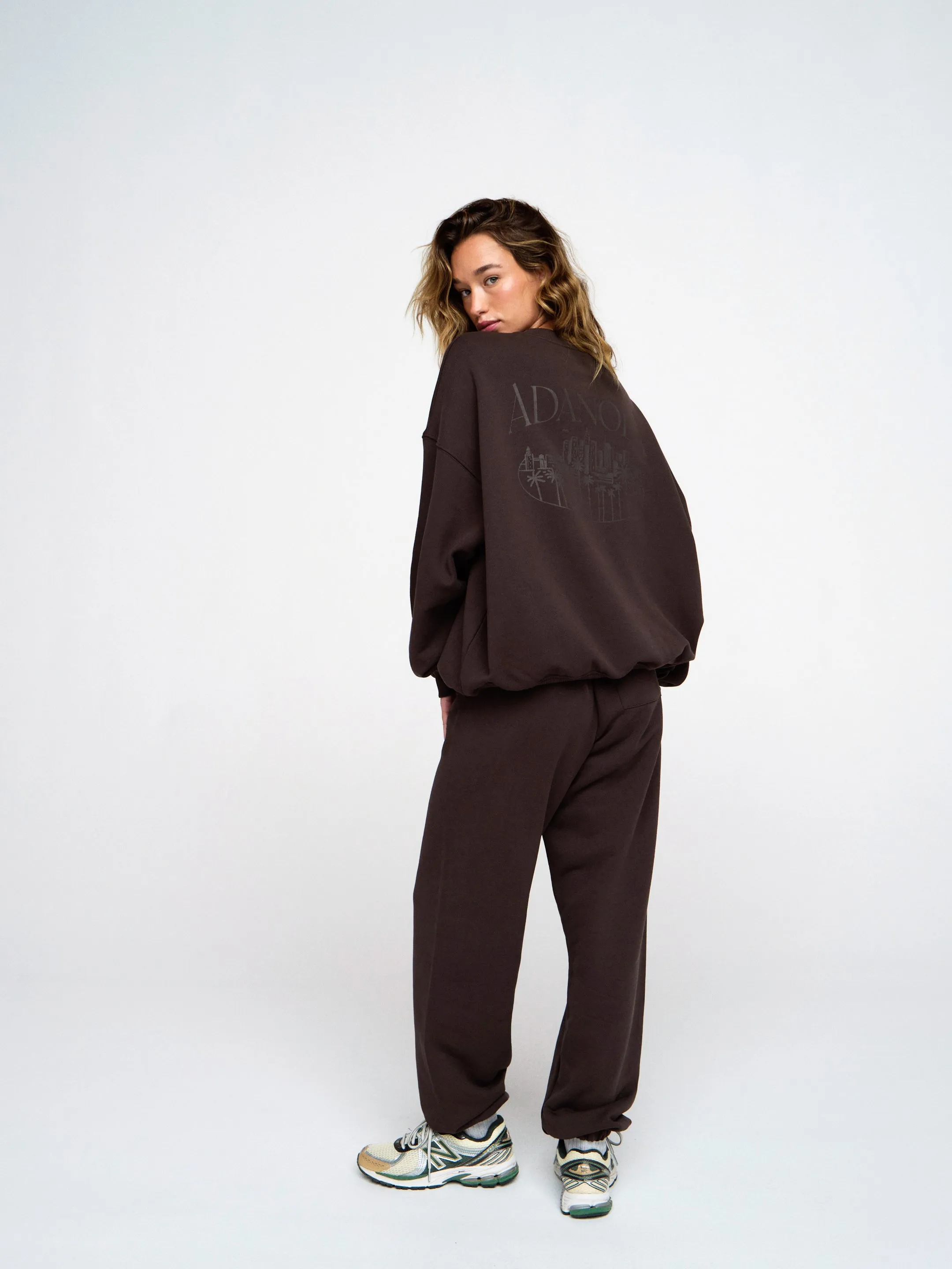 Skyline Oversized Sweatshirt - Coffee Bean