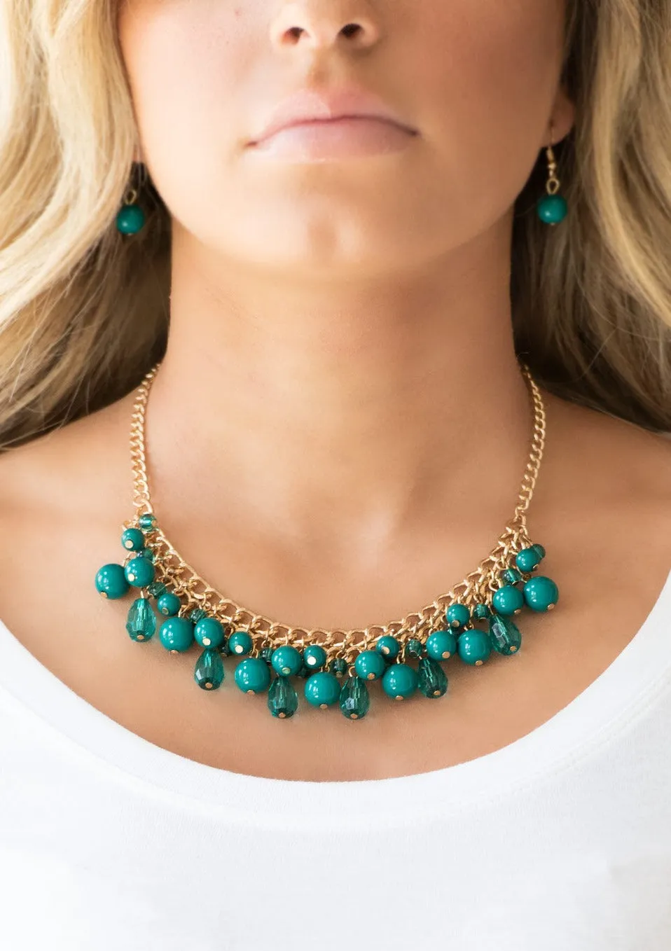 Tour de Trendsetter Green Necklace Set