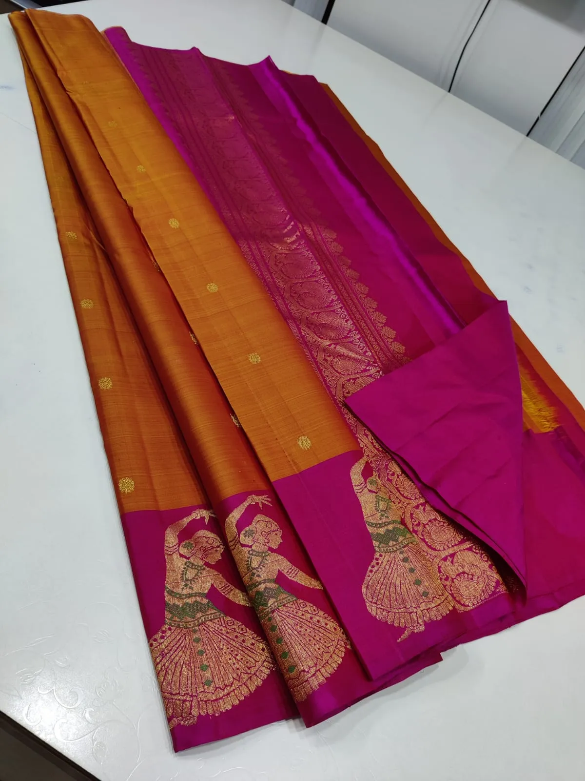 Traditional Bharatnatyam Dancers Design Kanjeevaram Silk Saree for Women -SRISAI001BSC