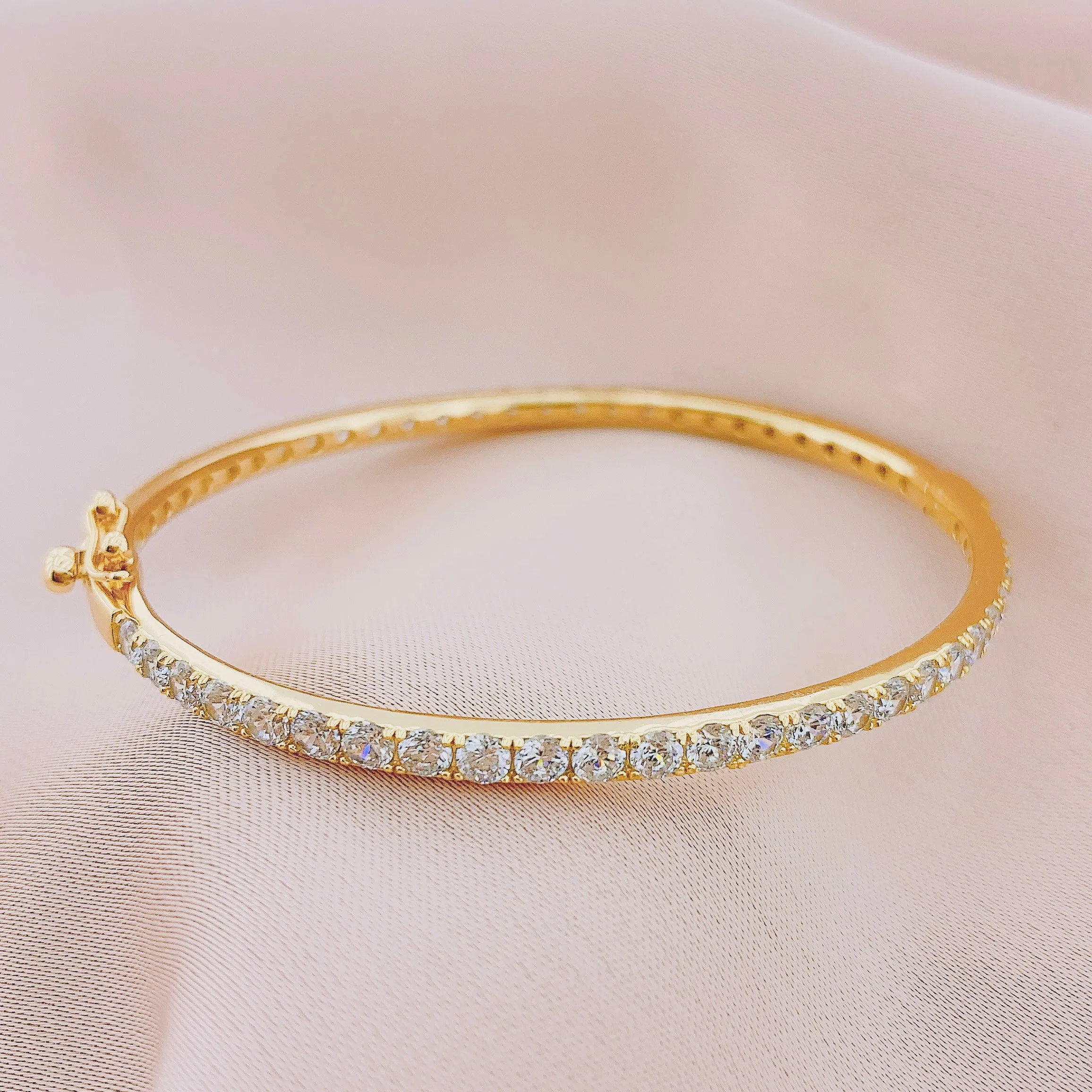 Women's Fashion CZ Bangle